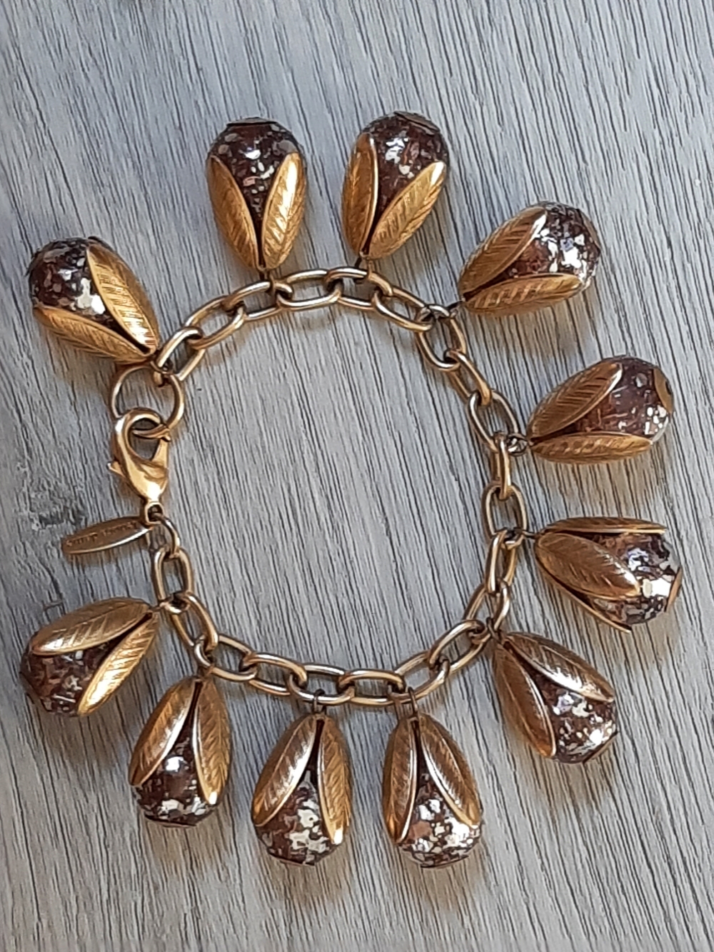 Vtg Lenora Dame Bracelet Antique Gold Tone Cha-Cha Teardrop Charms READ